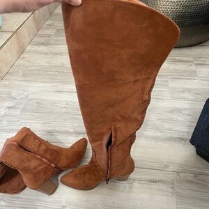 Women's Tan Knee-High Boots